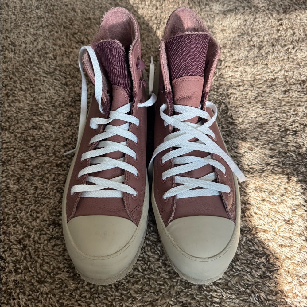 Converse Chuck Taylor All Star Lugged 2.0 Counter Climate Hi - Pink